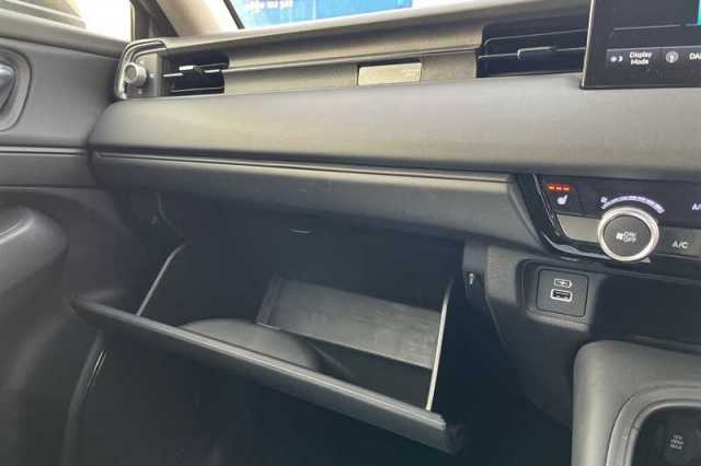 Honda HR-V Hybrid 1.5 EHEV ELEGANCE 5DR CVT 