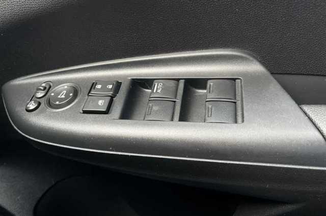 Honda Jazz 1.3 I-VTEC SE 5DR 