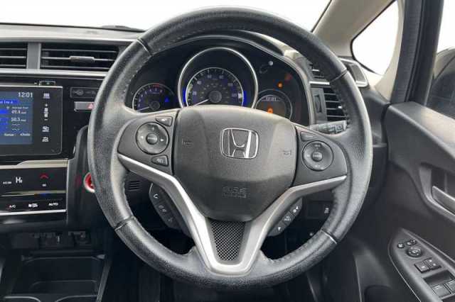 Honda Jazz 1.3 I-VTEC EX NAVI 5DR 