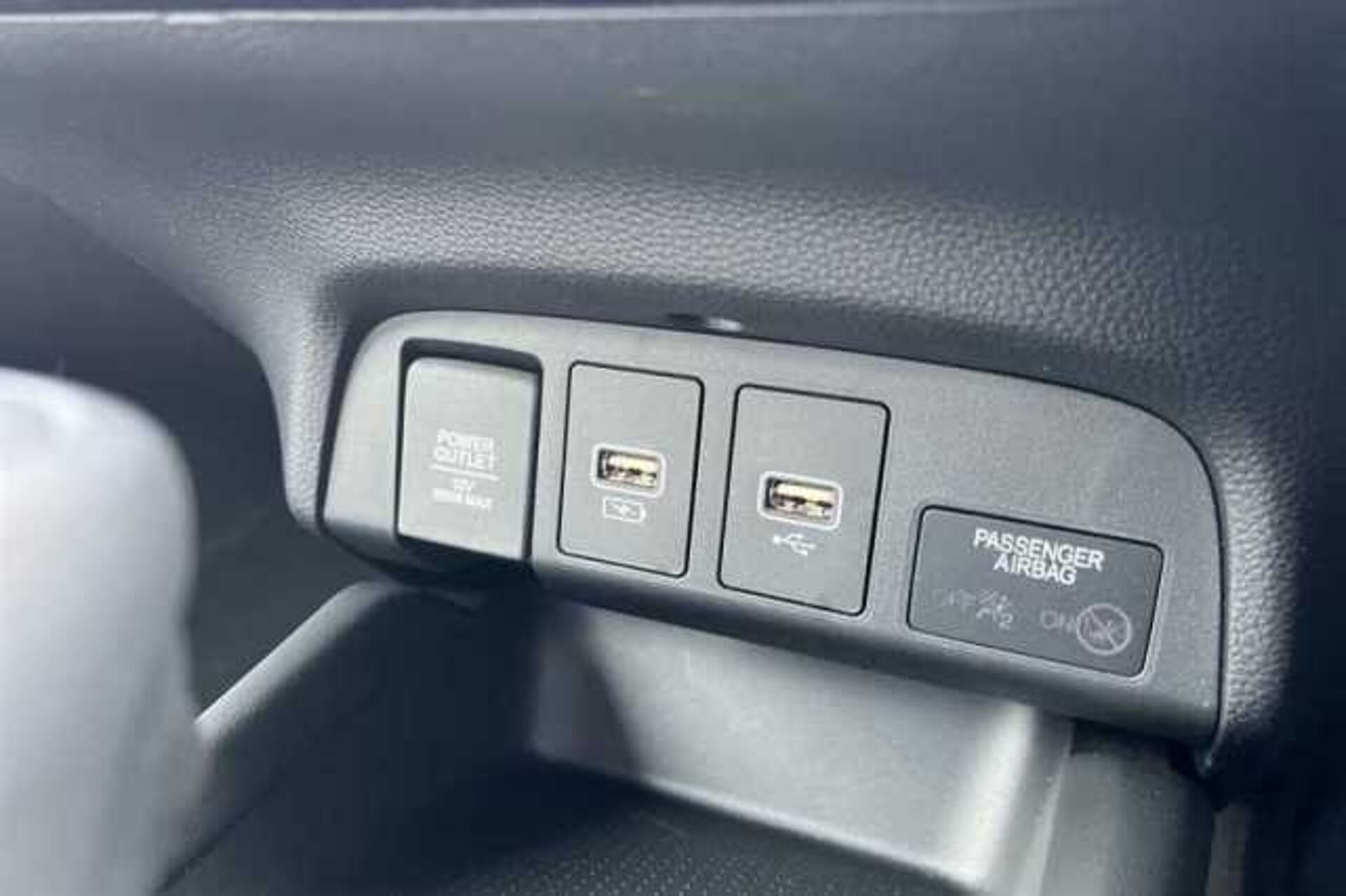 Honda Jazz Hybrid 1.5 i-MMD Hybrid Advance 5dr eCVT 