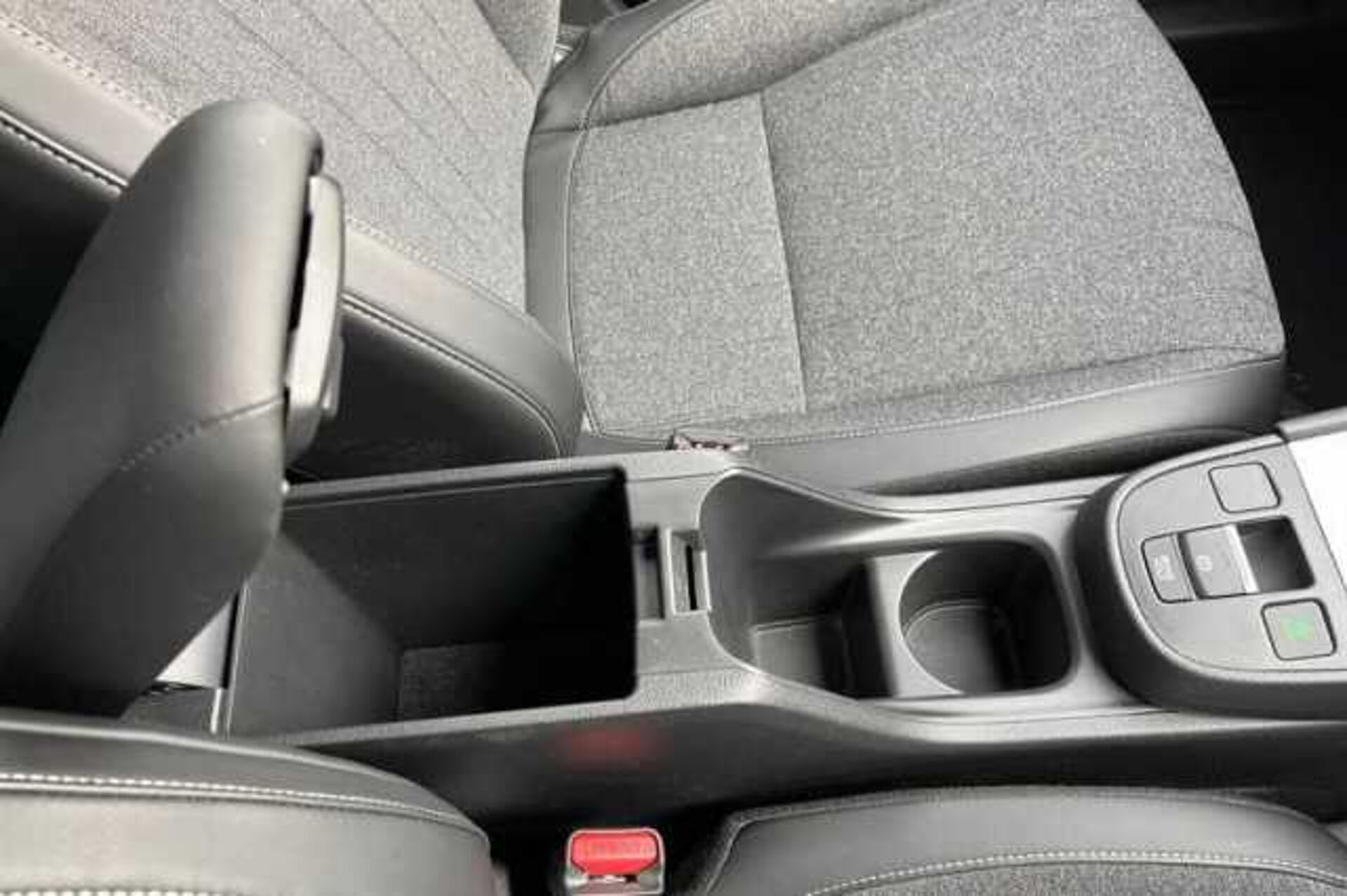 Honda Jazz Hybrid 1.5 i-MMD Hybrid Advance 5dr eCVT 