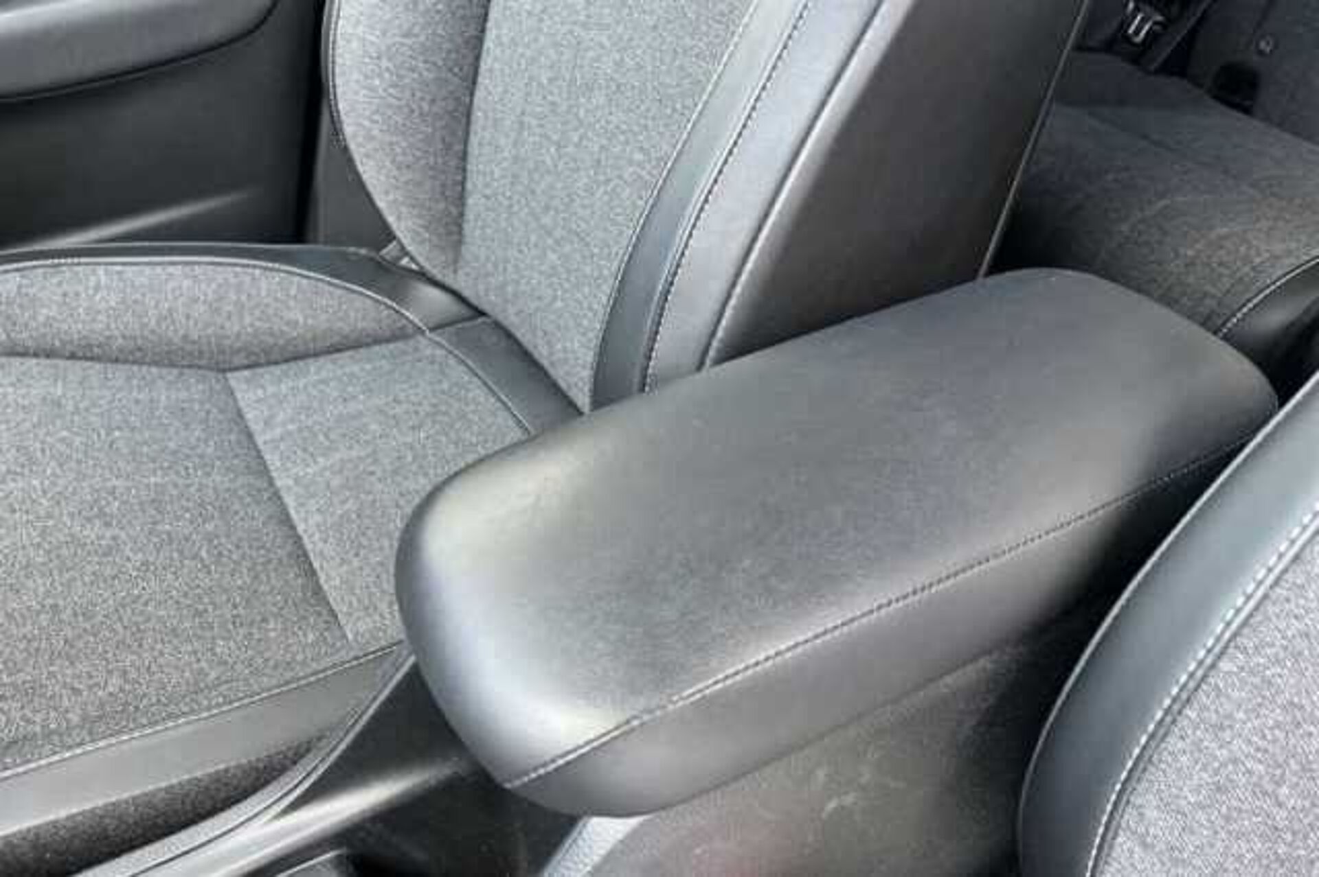 Honda Jazz Hybrid 1.5 I-MMD HYBRID ADVANCE 5DR ECVT 