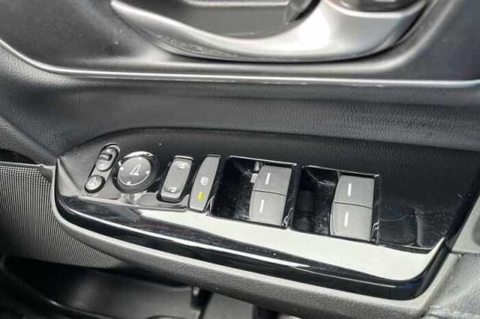 Honda CR-V Hybrid 2.0 I-MMD HYBRID SR 2WD 5DR ECVT 