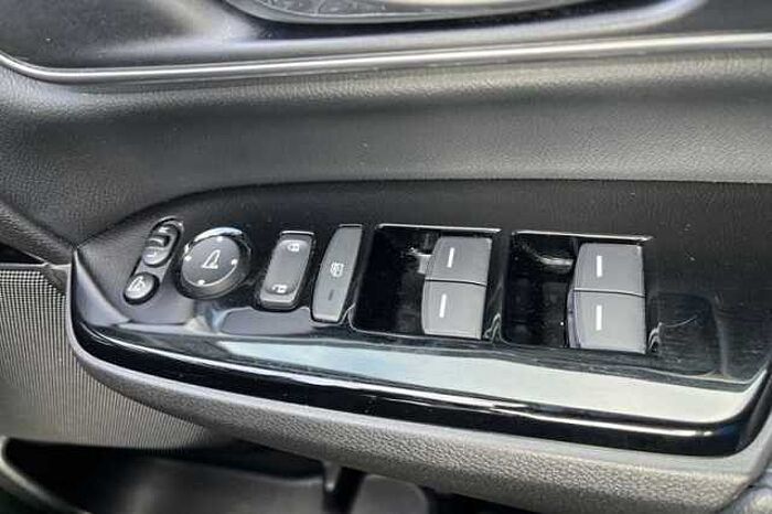 Honda CR-V Hybrid 2.0 I-MMD HYBRID SR 5DR ECVT 