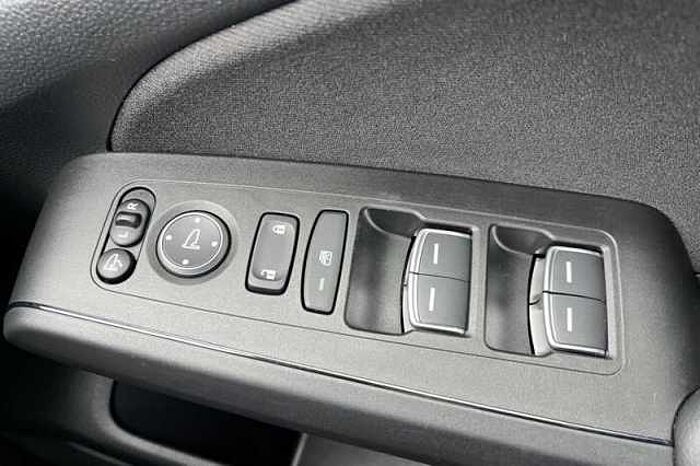 Honda Civic Hybrid 2.0 EHEV SPORT 5DR CVT 