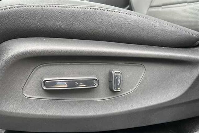 Honda CR-V Hybrid 2.0 ePHEV Advance Tech 5dr eCVT 