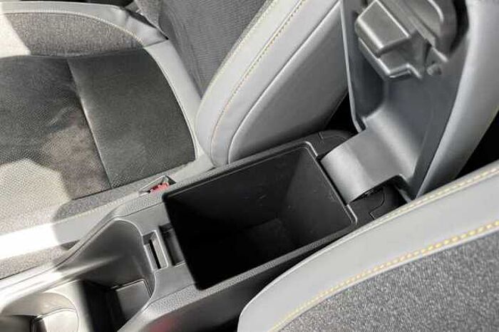 Honda Jazz e:HEV 1.5 i-MMD Hybrid Advance Sport 5dr eCVT 