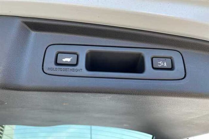 Honda CR-V Hybrid 2.0 eHEV Advance 5dr eCVT 