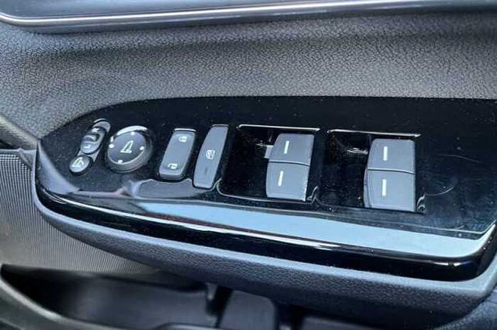 Honda CR-V Hybrid 2.0 i-MMD Hybrid SE 2WD 5dr eCVT 
