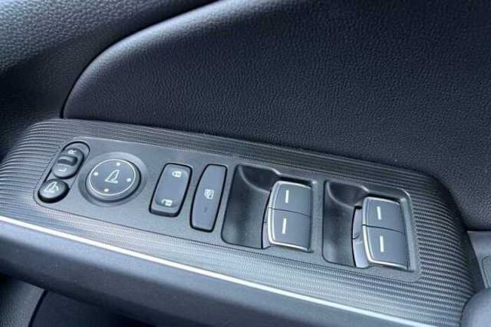 Honda Civic e:HEV 2.0 eHEV Advance 5dr CVT 
